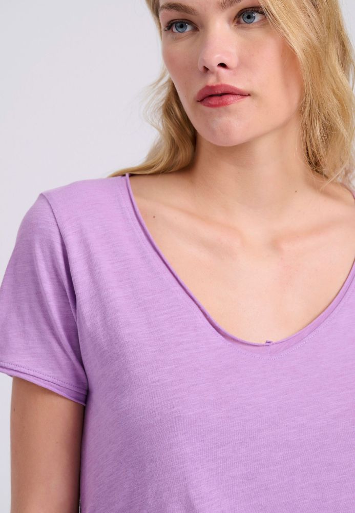 Γυναικείο V-neck μονόχρωμο t-shirt - The essentials