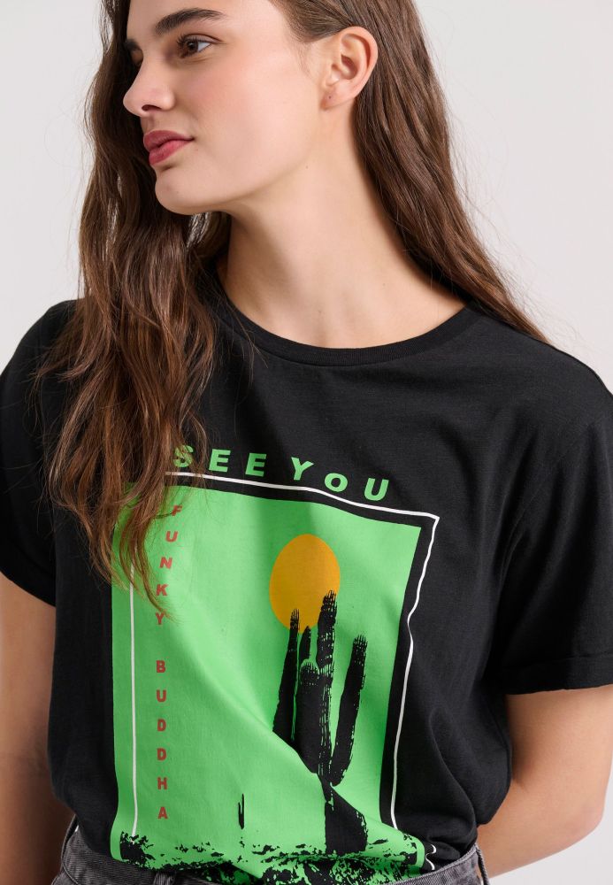 Γυναικείο t-shirt με desert artwork τύπωμα