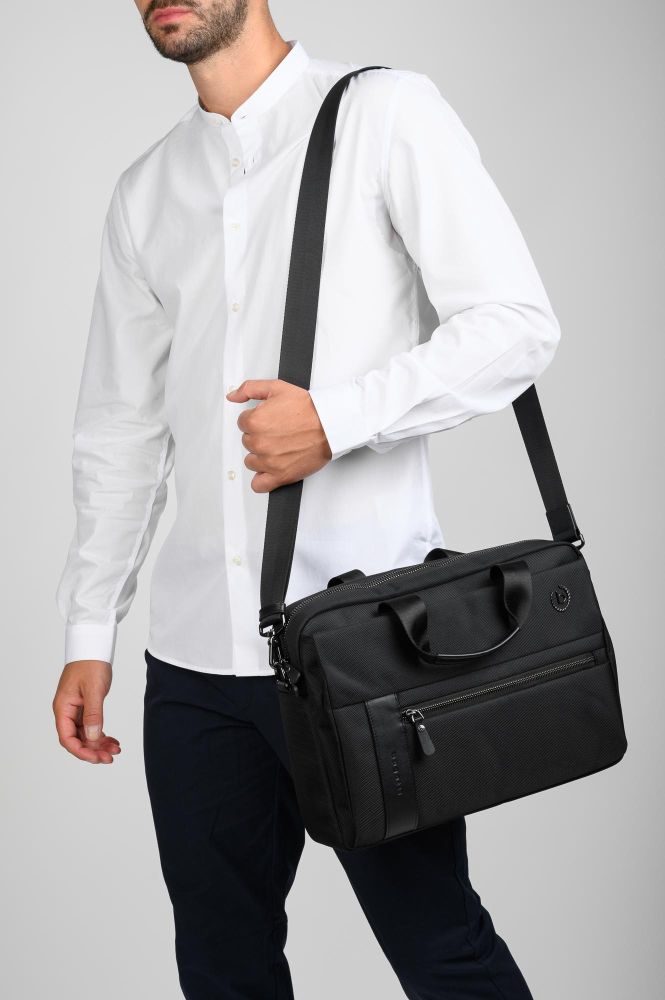 Χαρτοφύλακας Bugatti Nero Work Bag 49 64 02 01 Black