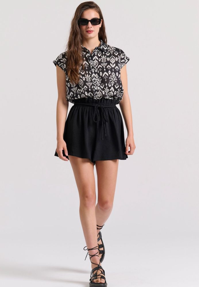 Εμπριμέ πουκάμισο με τύπωμα σε boho look