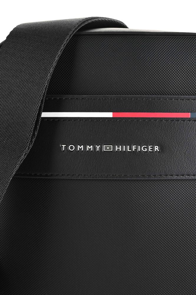 Τσαντάκι Χιαστί Tommy Hilfiger Foundation Mini Reporter AM0AM13196 BDS