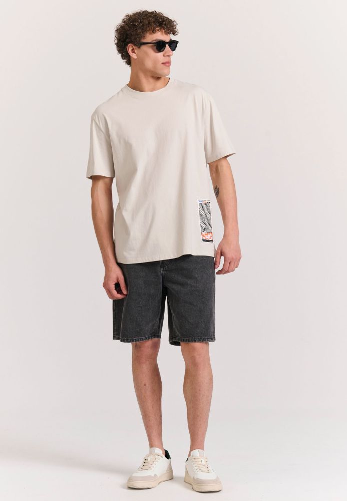 Relaxed fit t-shirt με abstract τύπωμα