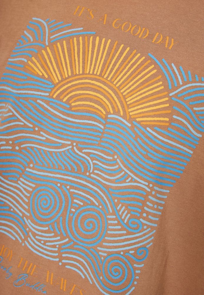 T-shirt με graphic τύπωμα στο στήθος