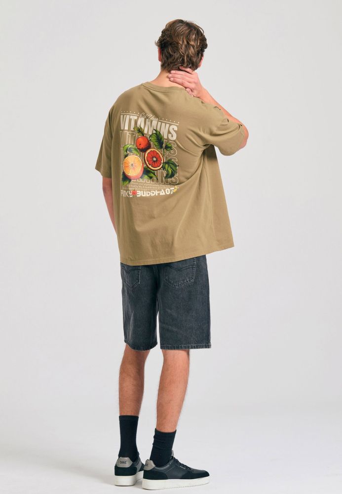 Oversized t-shirt με graphic τύπωμα στην πλάτη