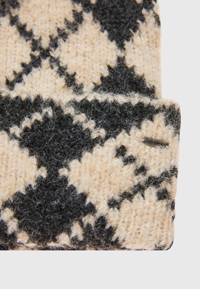 Γυναικείος σκούφος με pattern