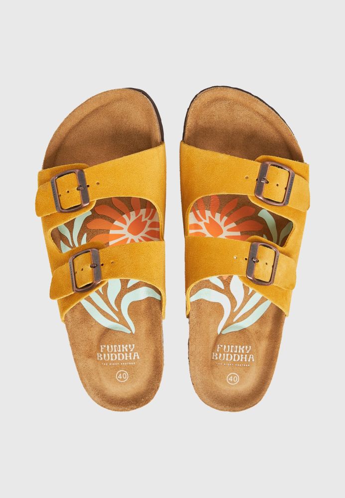 Γυναικεία suede σανδάλια