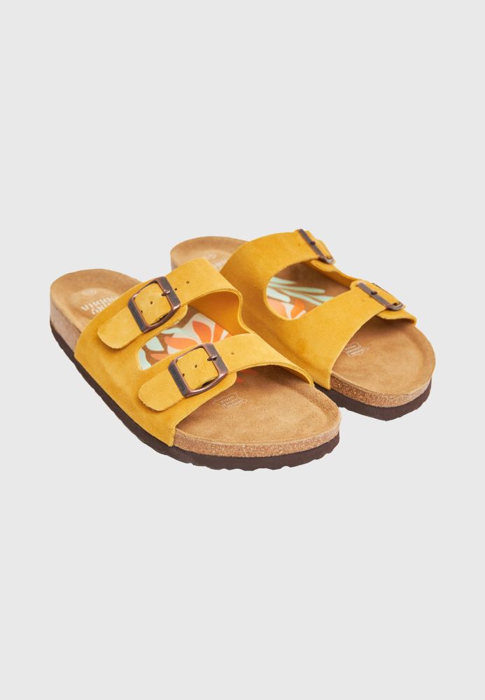 Γυναικεία suede σανδάλια