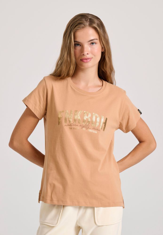 T-shirt με branded τύπωμα στο στήθος