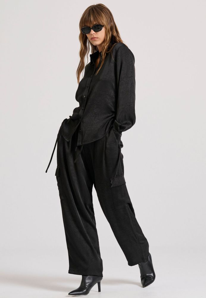 Loose fit cargo παντελόνι με 3D crinkle εφέ