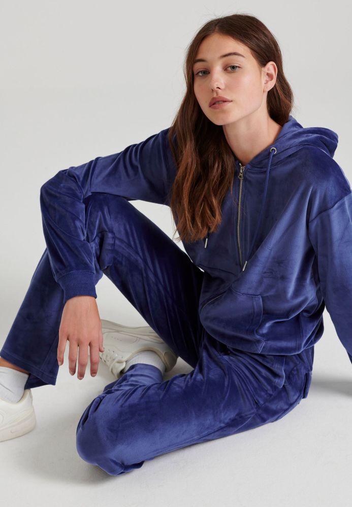 Flare fit παντελόνι φόρμας σε βελουτέ ύφασμα