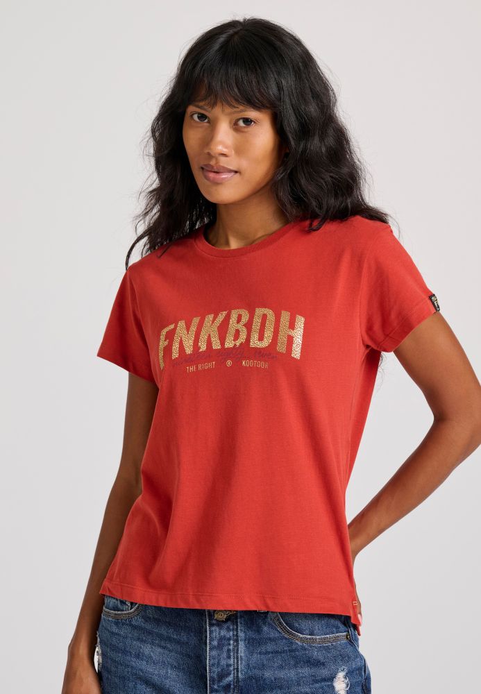 T-shirt με branded τύπωμα στο στήθος