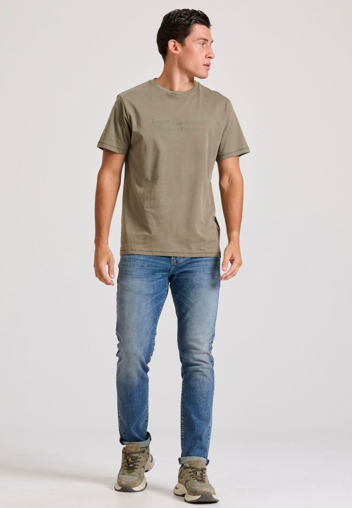 T-shirt με branded τύπωμα στο στήθος