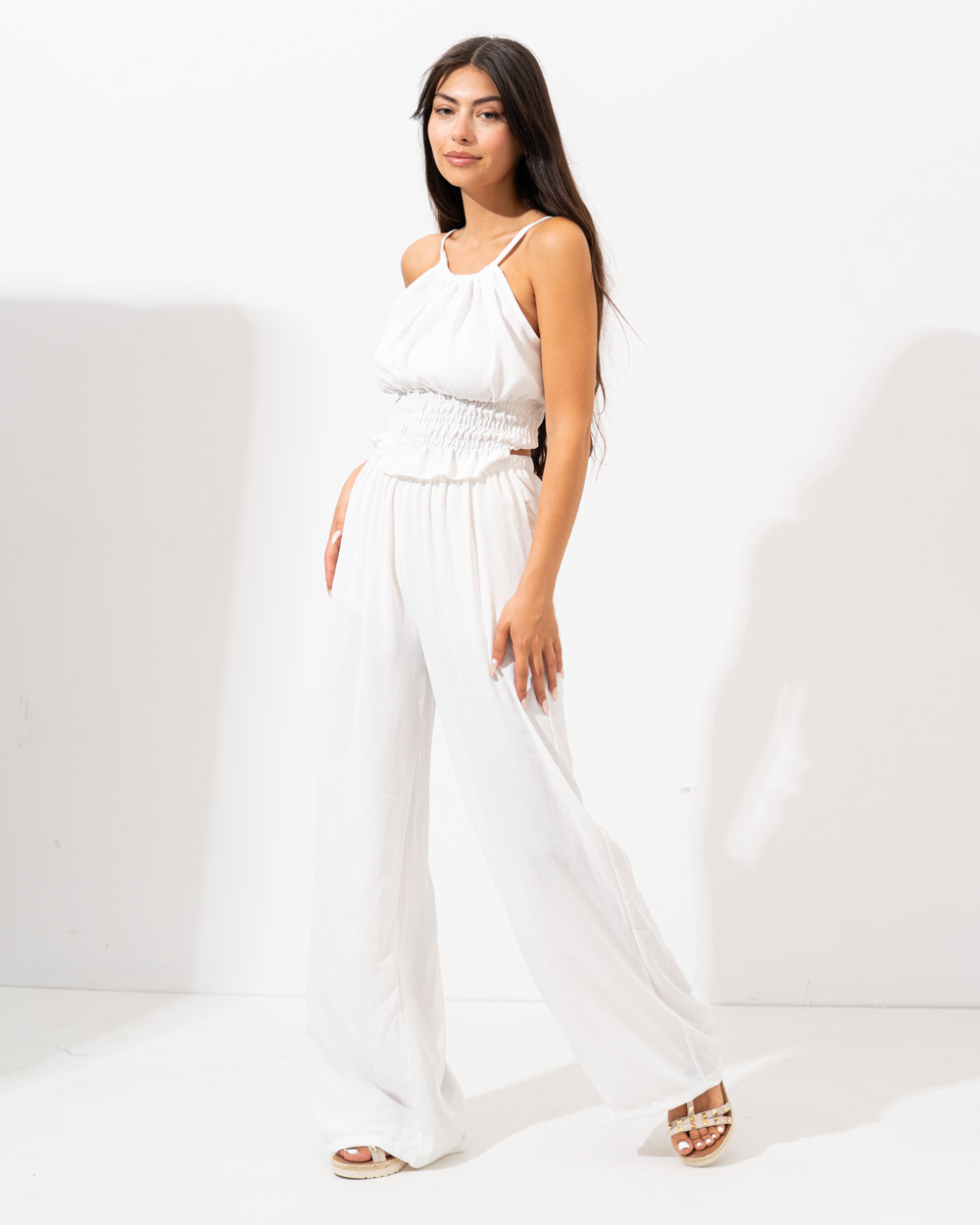 Beltipo Γυναικείο σετ crop top με σούρες και παντελόνα λευκό