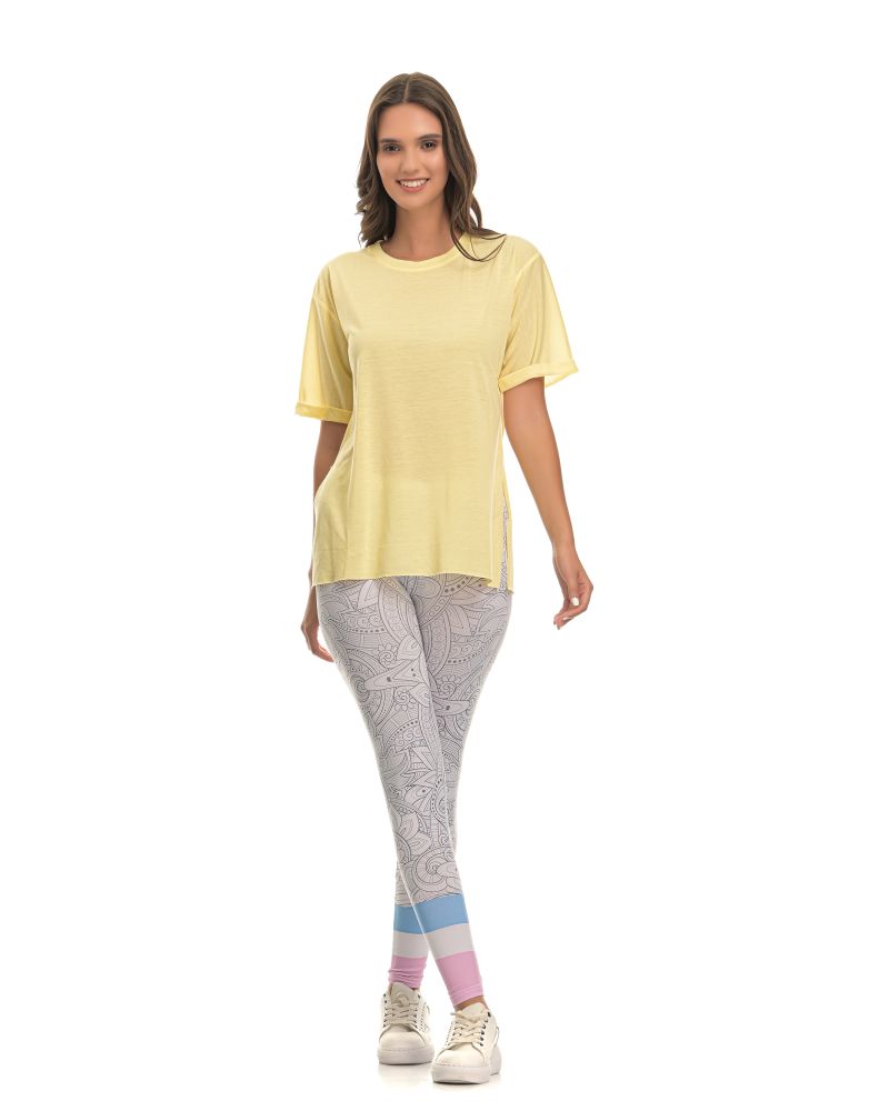 Γυναικείο μπλουζάκι oversize με πλαινό άνοιγμα