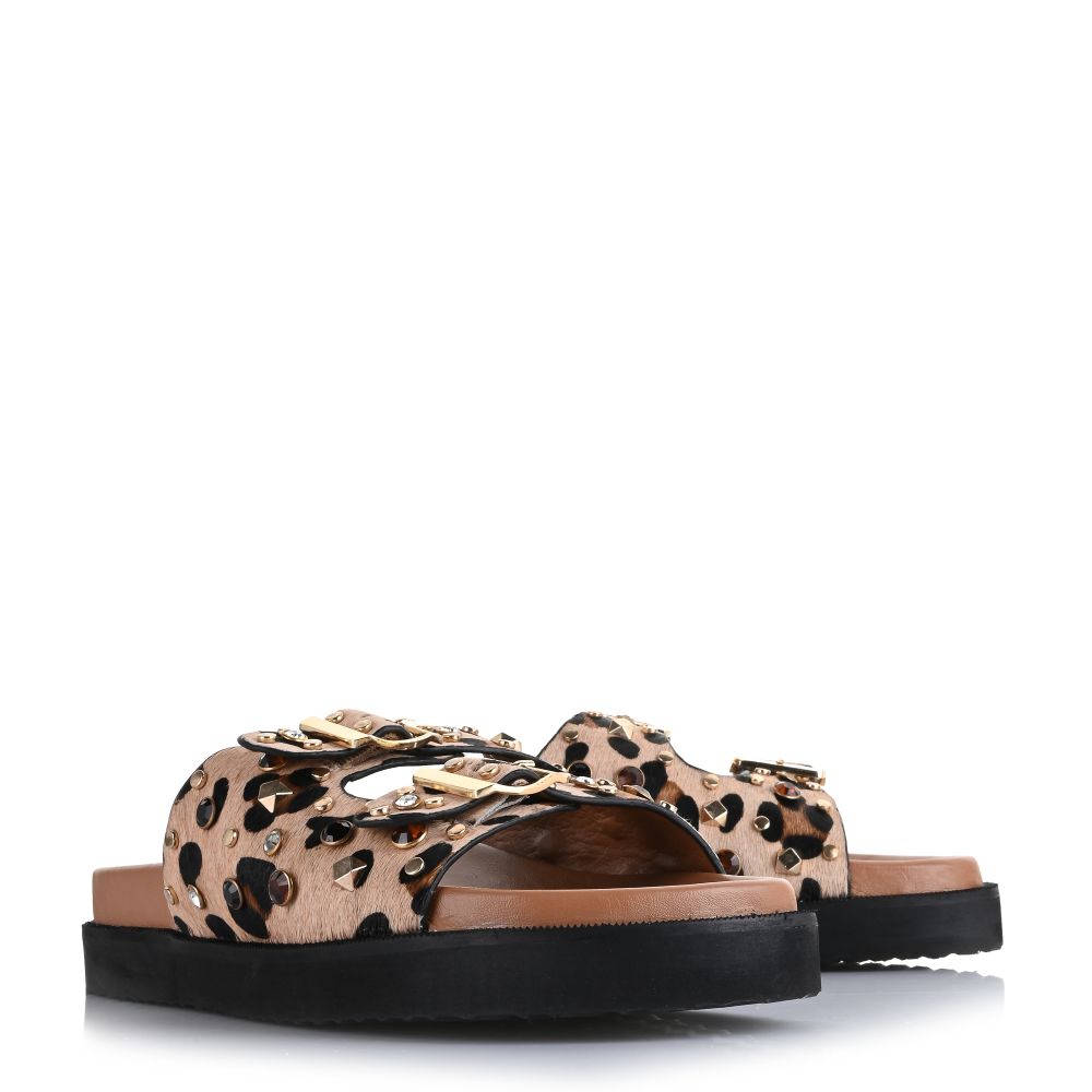 Δερμάτινα Σανδάλια Carmela 162401 Leopard