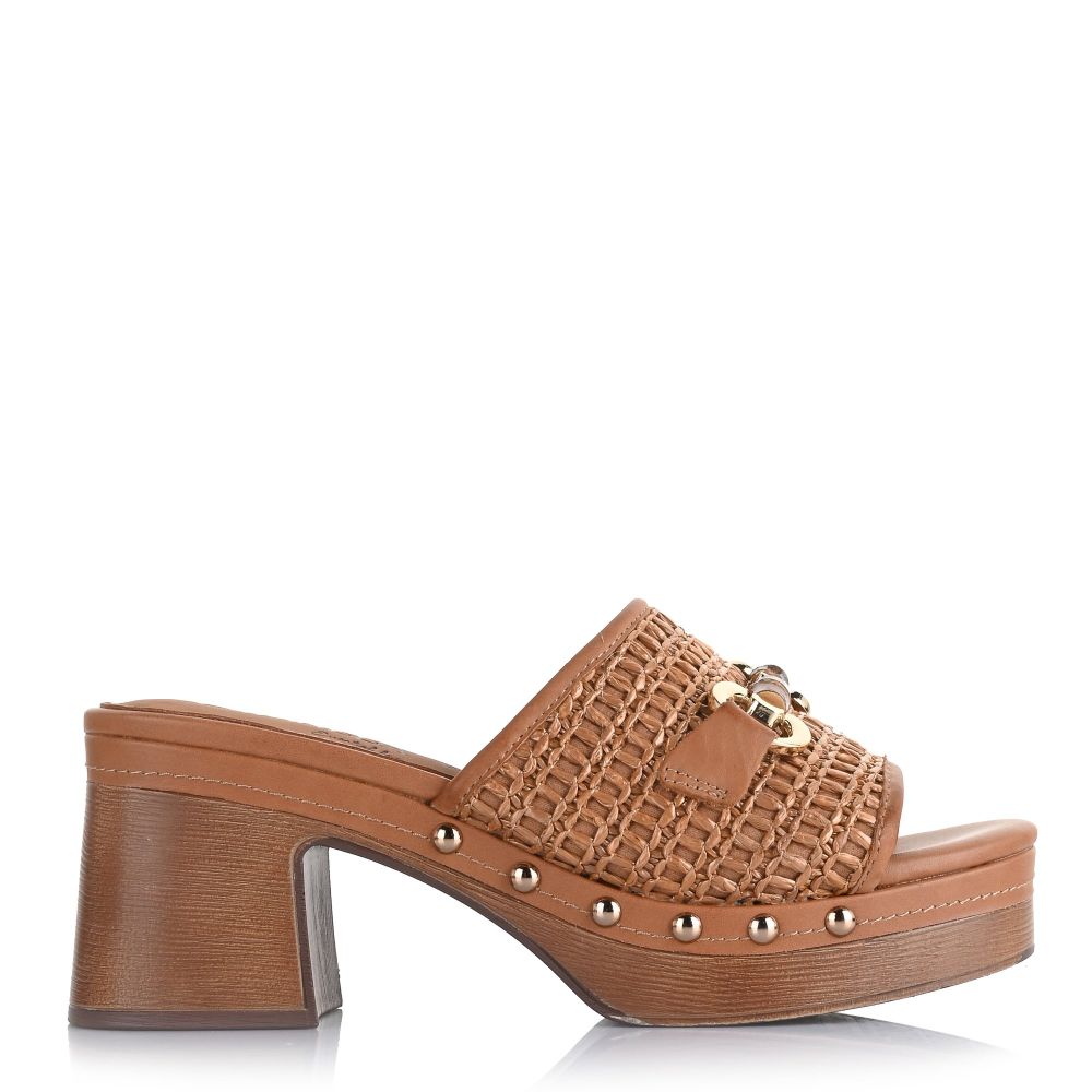 Δερμάτινα Mules Carmela 162334 Camel