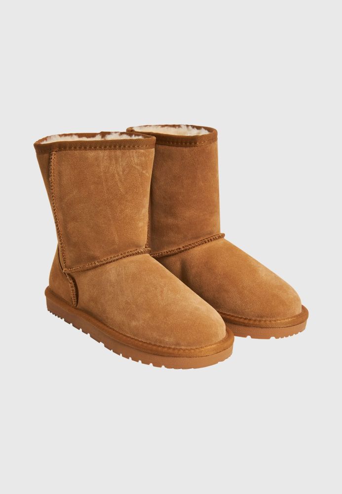 Γυναικεία μποτάκια από καστόρι