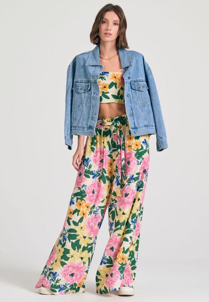 Φλοράλ cropped top με βολάν