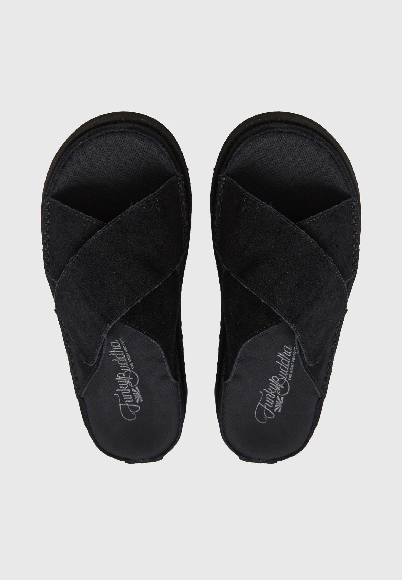 Γυναικεία suede σανδάλια