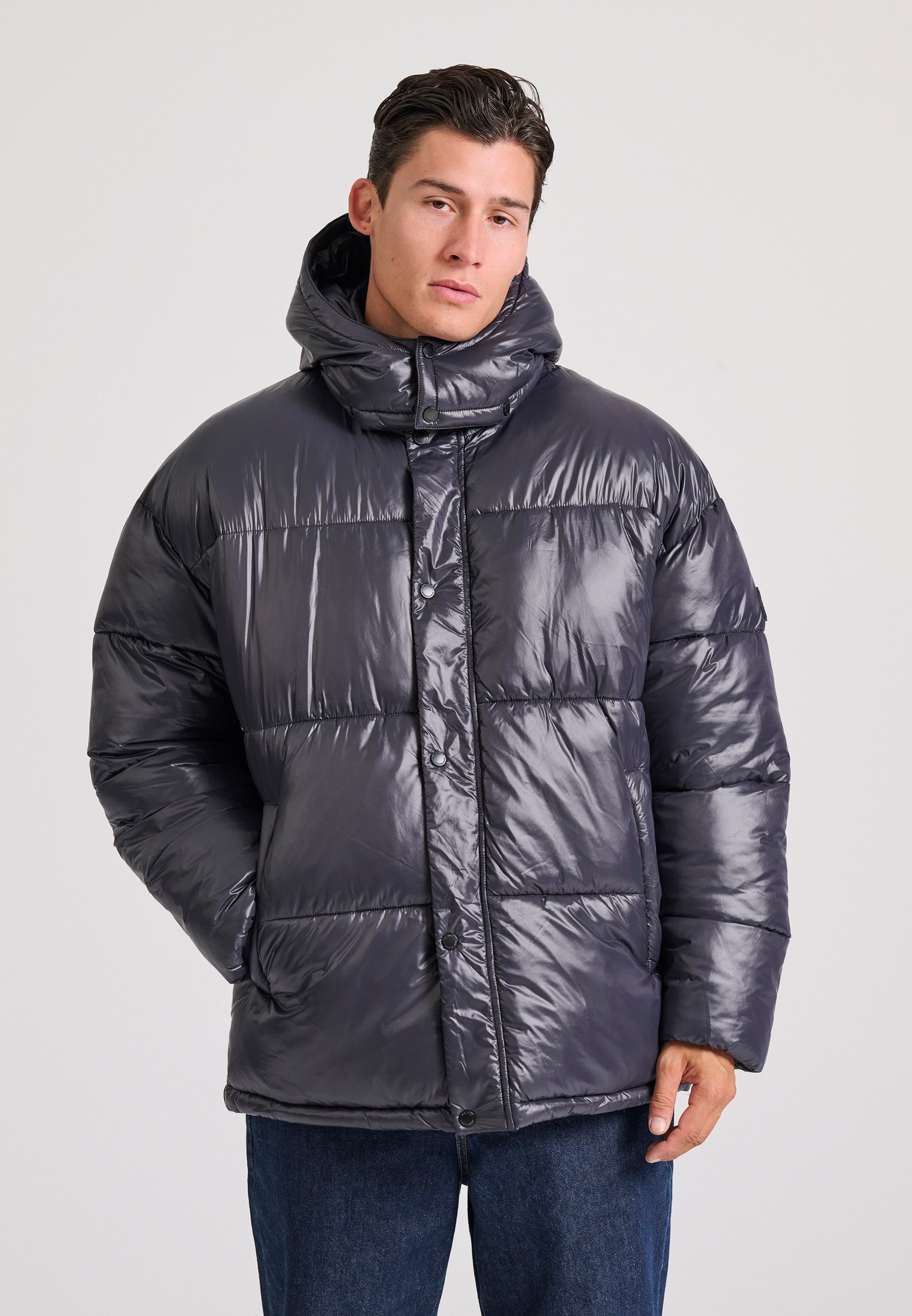 Oversized puffer μπουφάν με αποσπώμενη κουκούλα