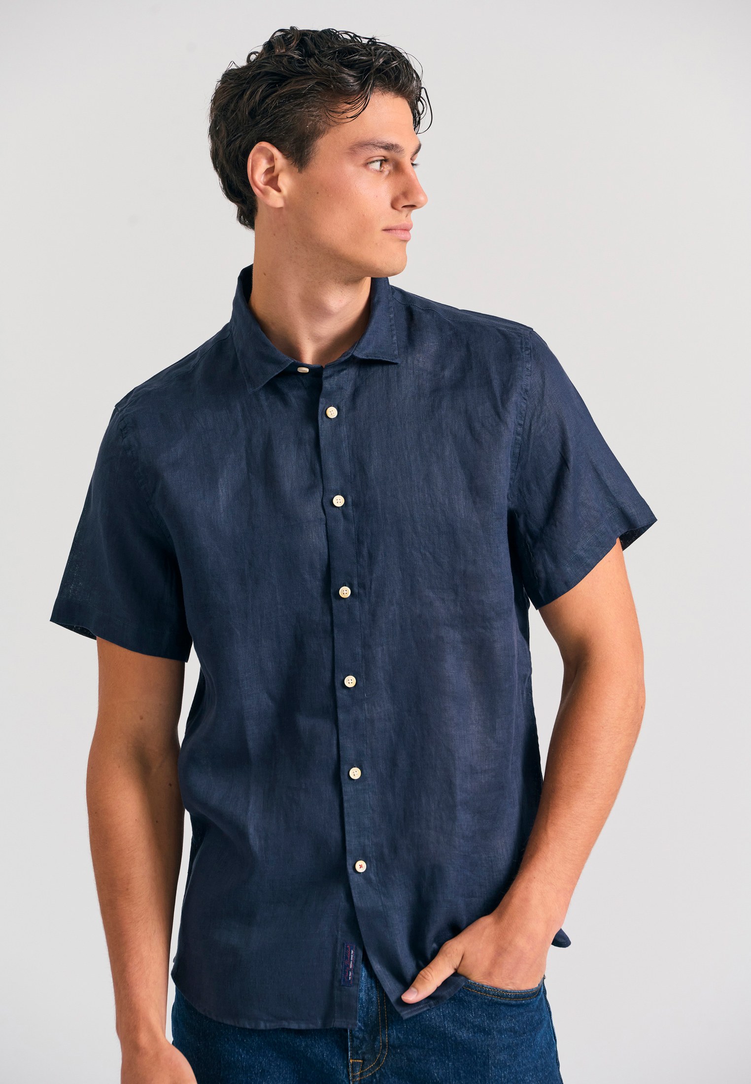 Garment dyed κοντομάνικο λινό πουκάμισο - The essentials