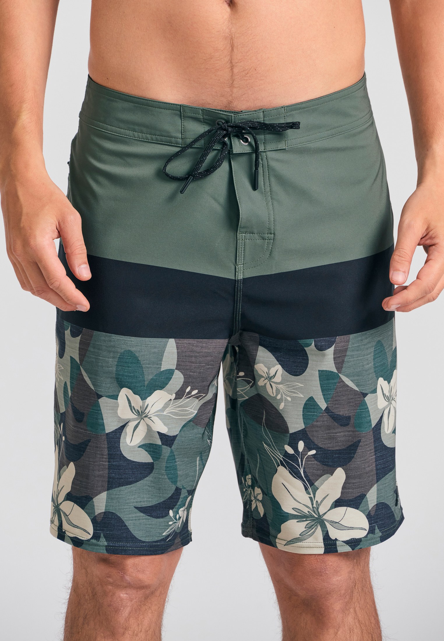 Ανδρικό μαγιό βερμούδα με floral τύπωμα
