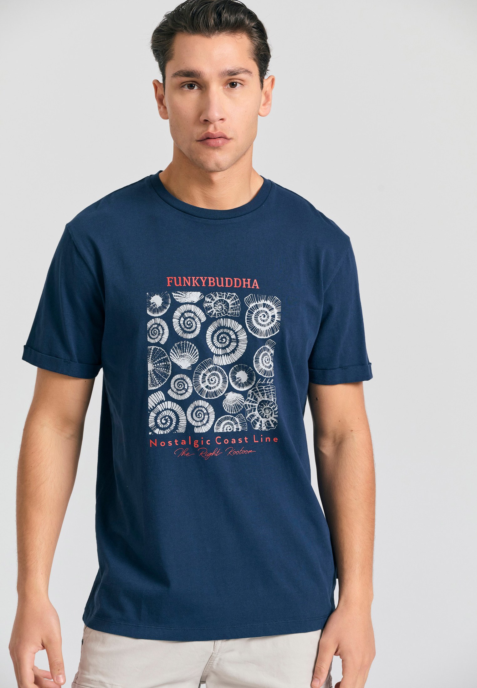Ανδρικό t-shirt με graphic τύπωμα στο στήθος
