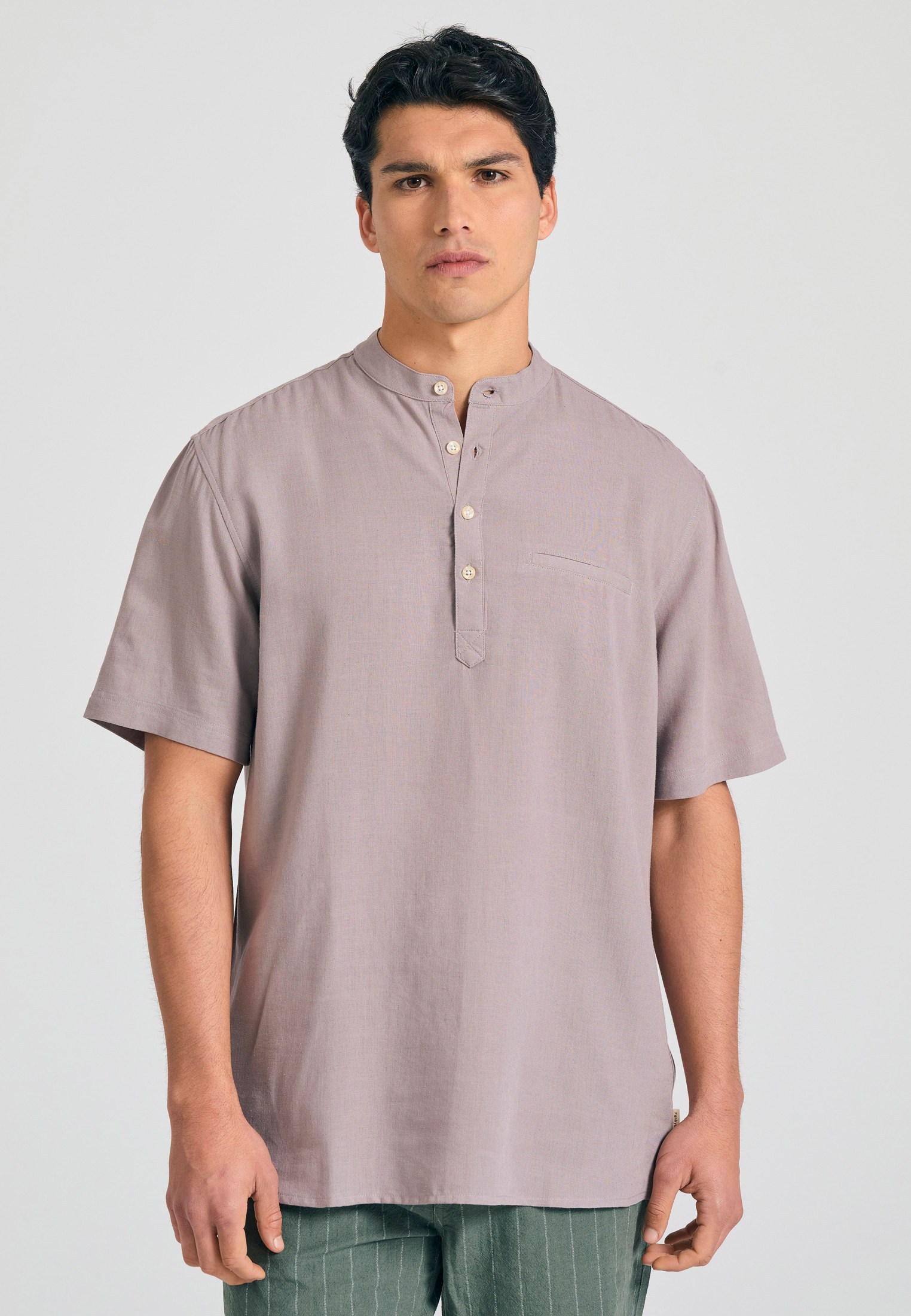 Λινή κοντομάνικη πουκαμίσα relaxed fit