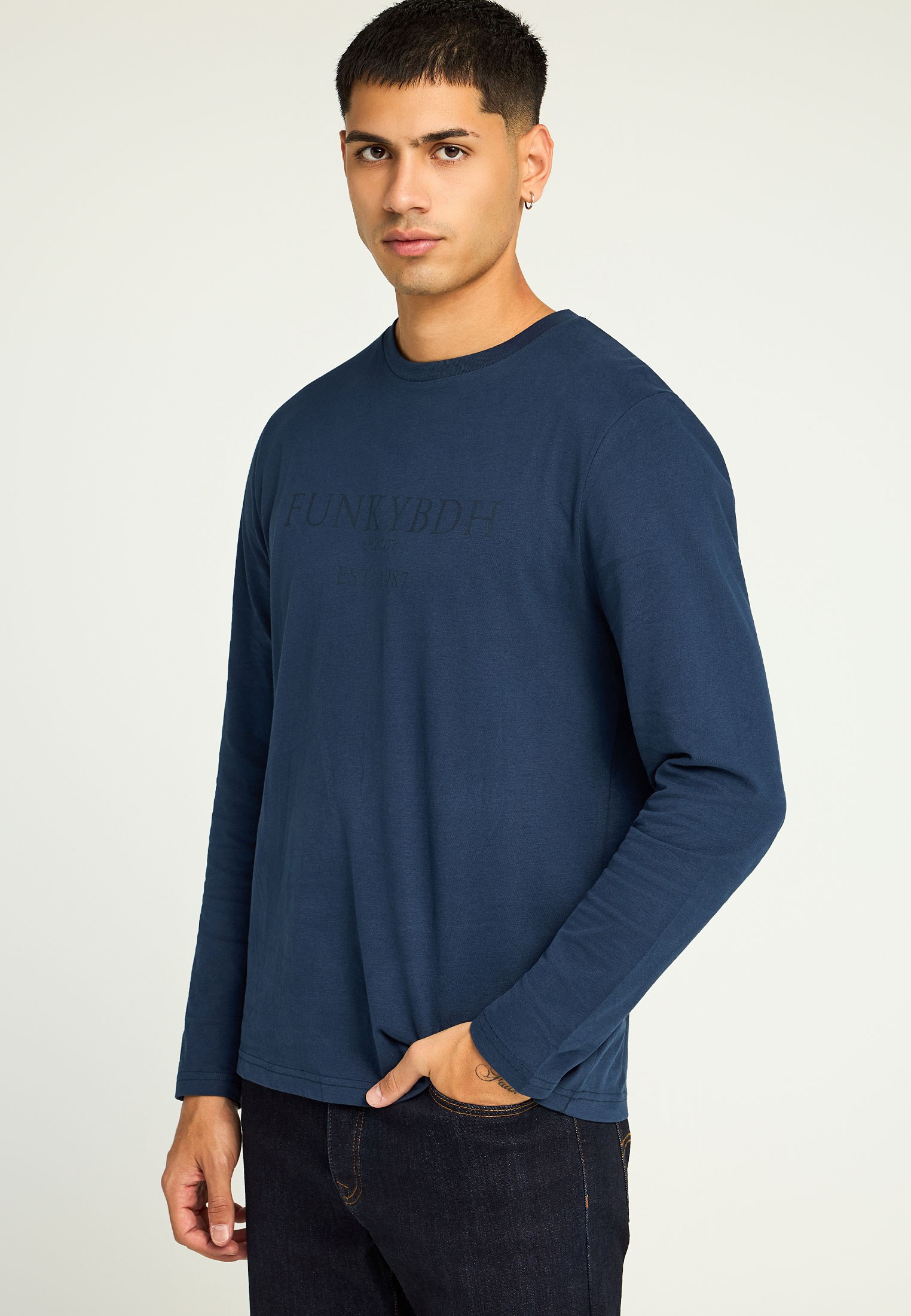 Μακρυμάνικο T-shirt με Funky Buddha τύπωμα στο στήθος