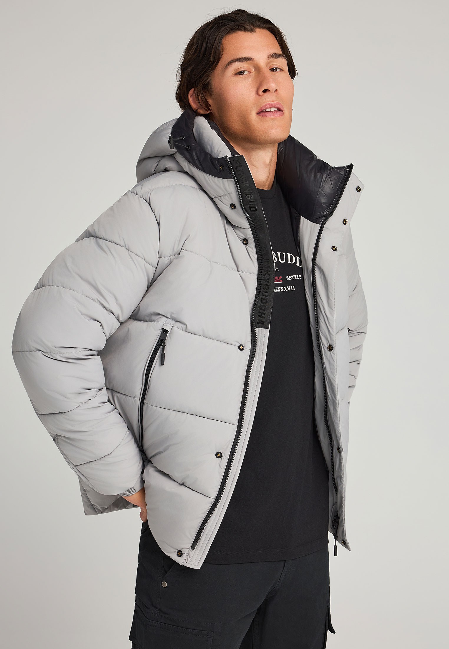 Ανδρικό puffer μπουφάν με κουκούλα