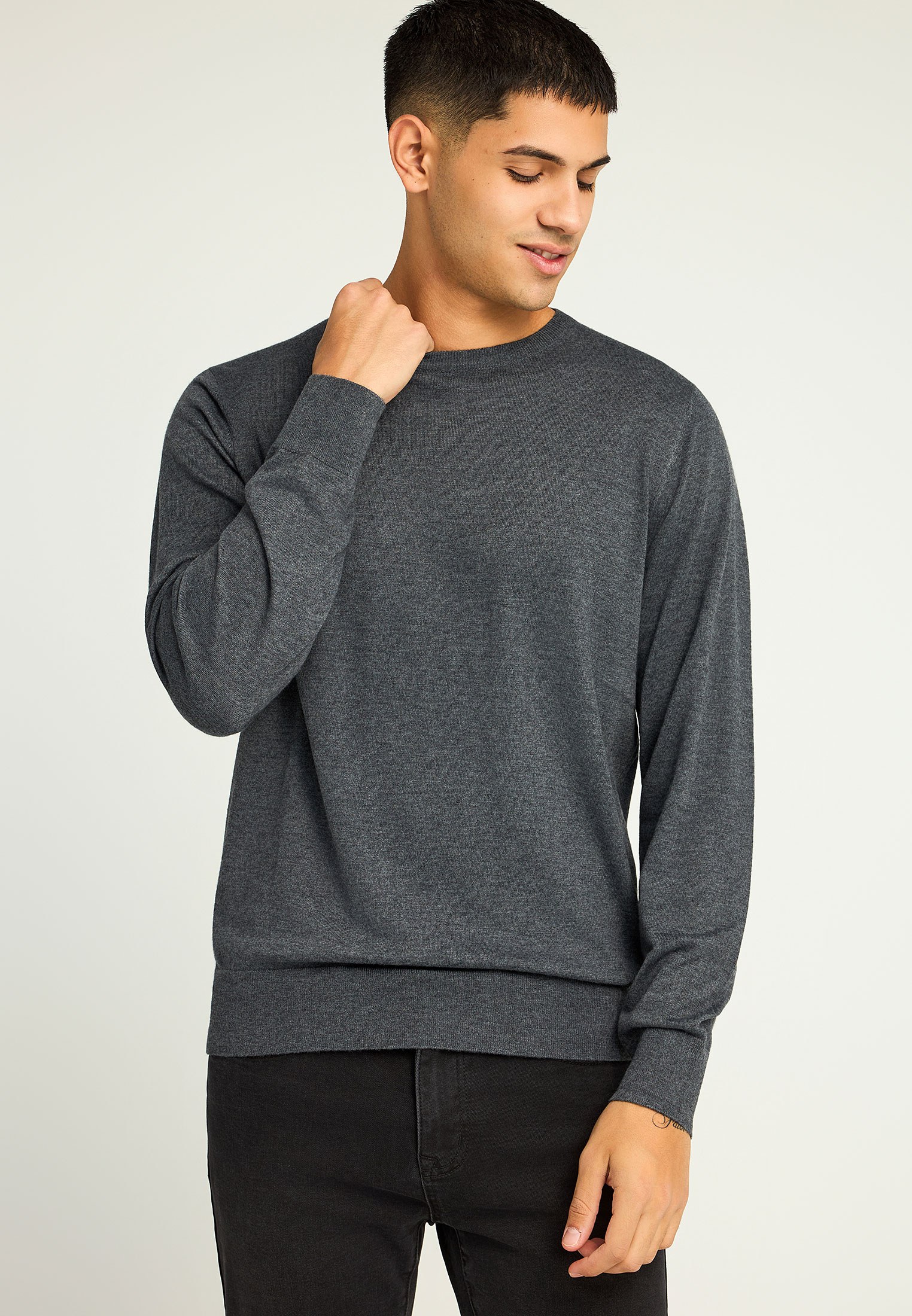 Regular fit πλεκτή μπλούζα σε μελανζέ πλέξη