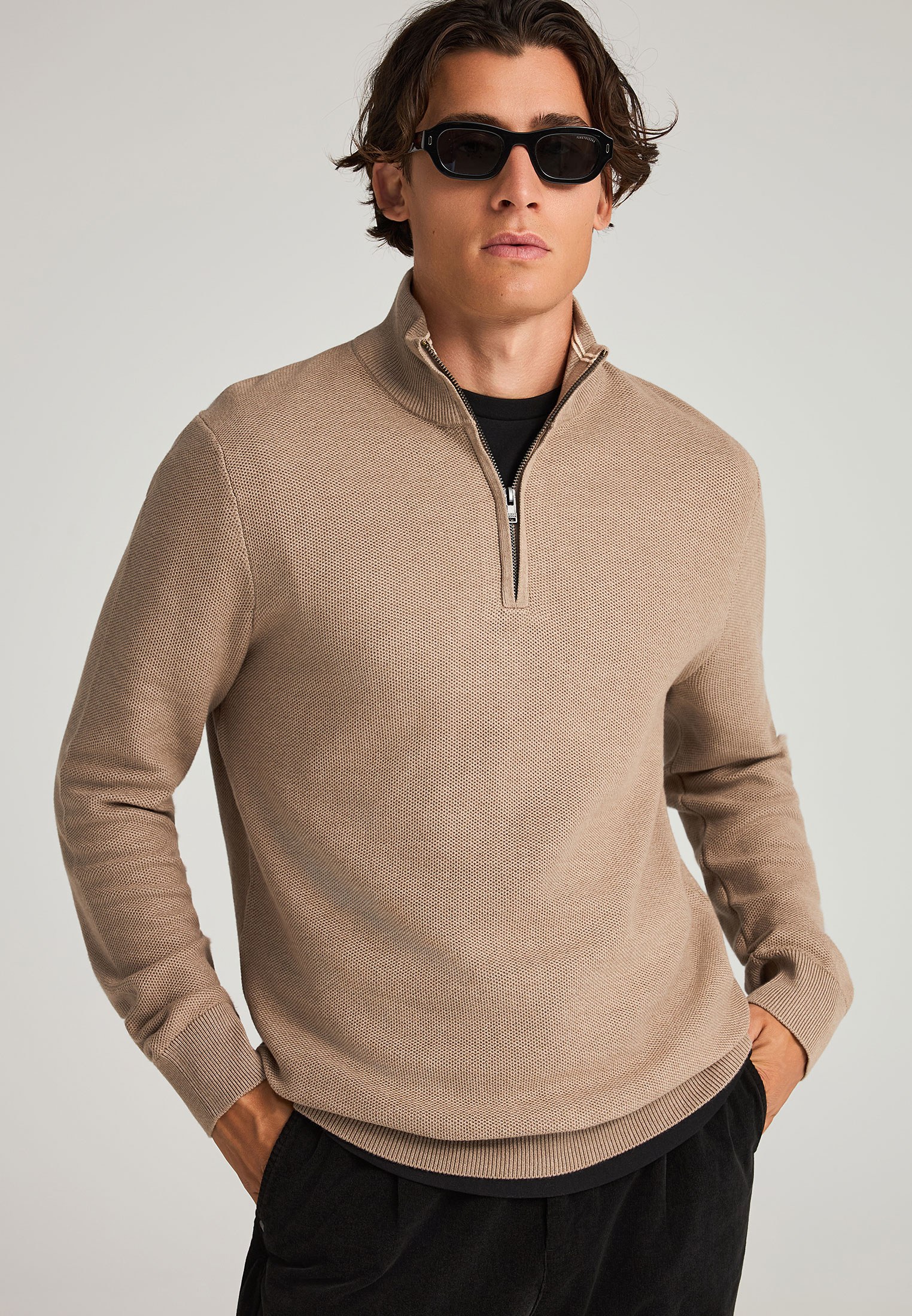 Ανδρικό μονόχρωμο half-zip πλεκτό πουλόβερ
