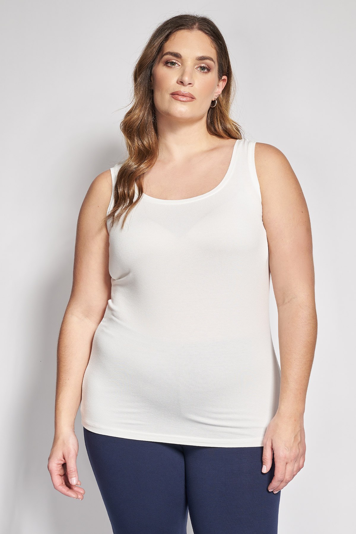 Basic αμάνικο top