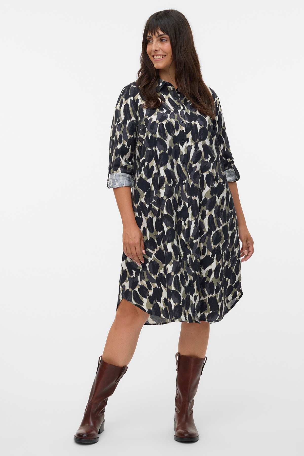 Μίντι φόρεμα σεμιζιέ εμπριμέ camouflage VERO MODA