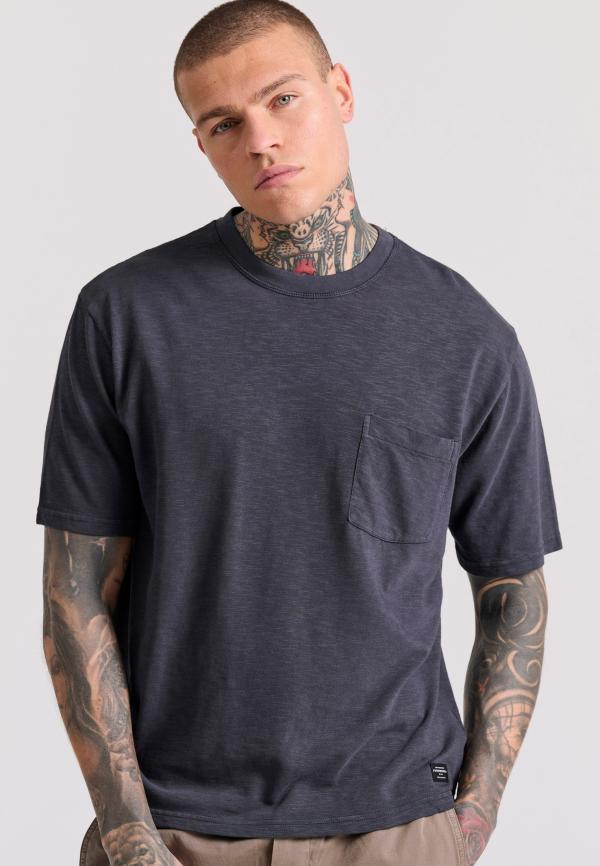 Relaxed fit t-shirt με τσέπη στο στήθος