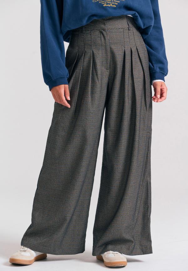 Loose fit καρό παντελόνα