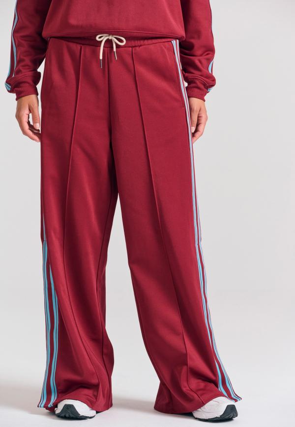 Wide leg παντελόνι φόρμας με ρίγα