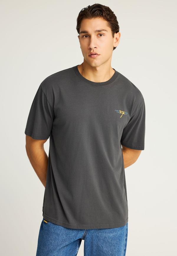 T-shirt με text τύπωμα στην πλάτη