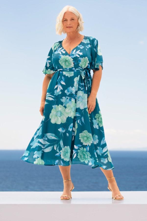 Κρουαζέ midi φόρεμα με floral μοτίβο